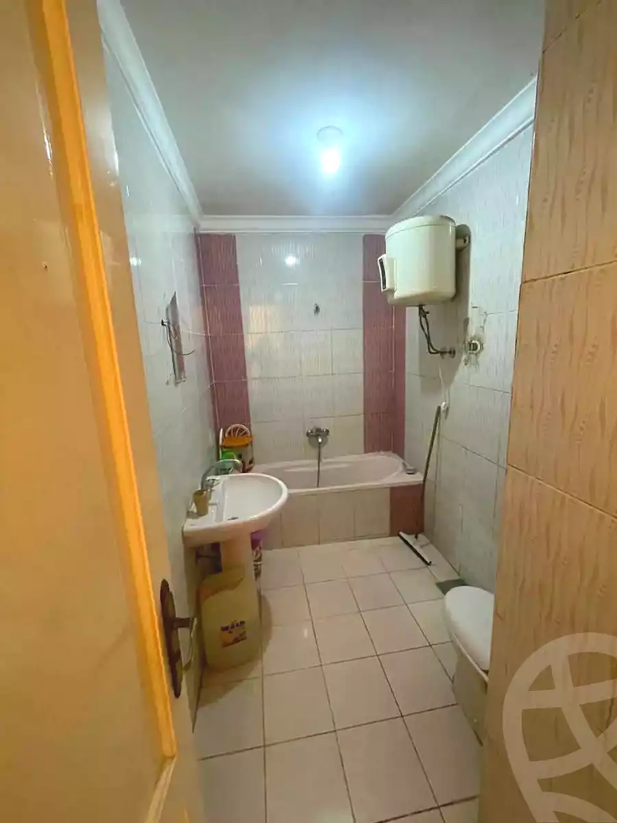 https://aqarmap.com.eg/en/listing/7237445-for-sale-alexandria-al-agamy-shataa-el-nakheel