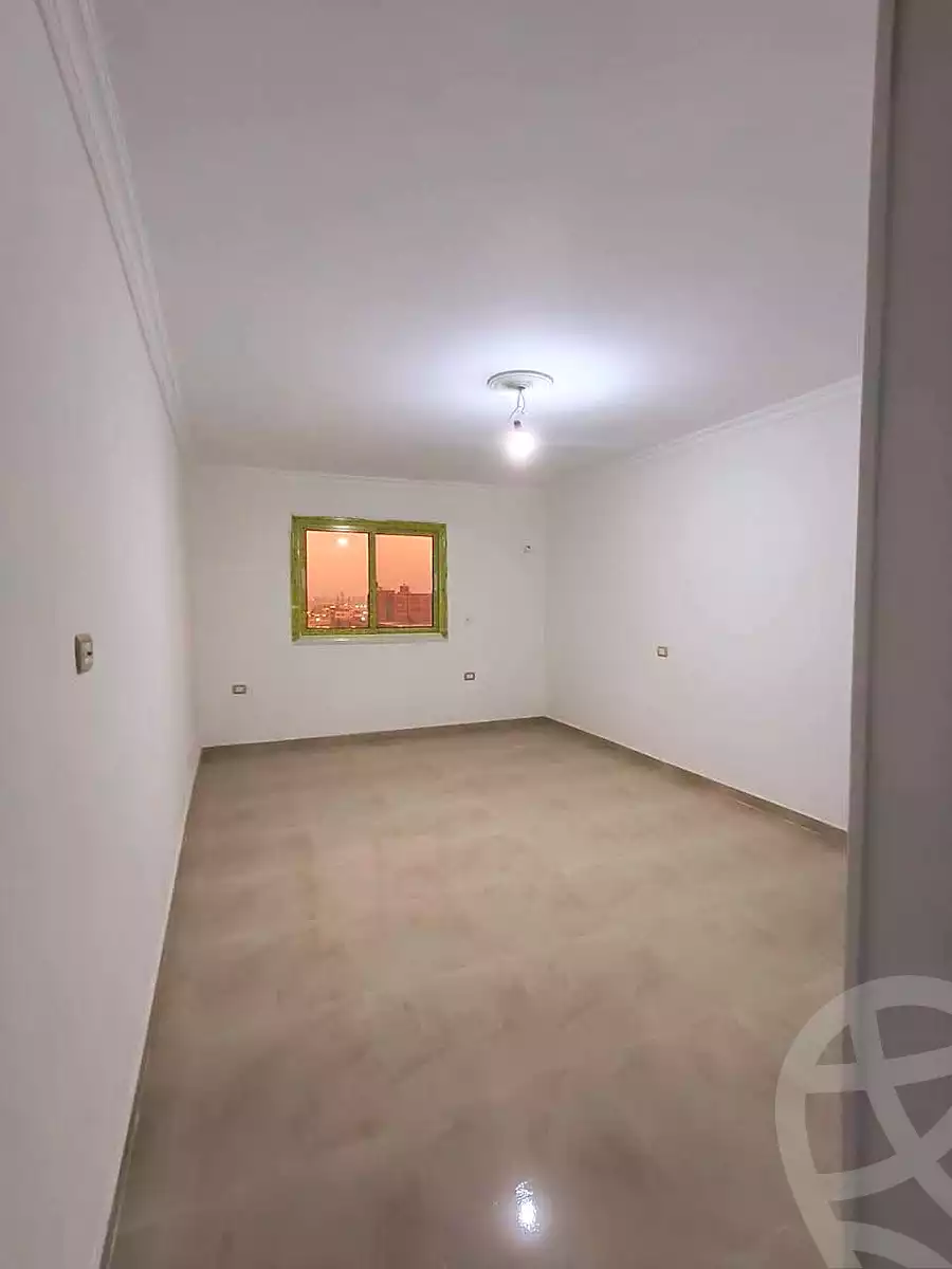 https://aqarmap.com.eg/ar/listing/7229650-for-sale-cairo-helwan-helwan-el-sharkeya-latif-basha-st