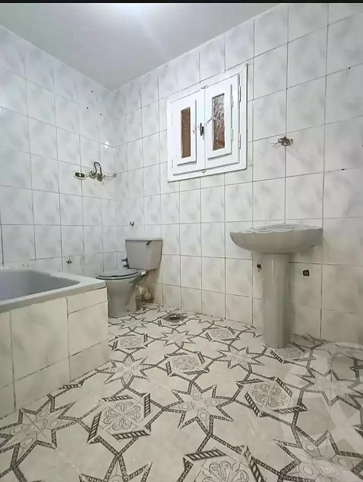 https://aqarmap.com.eg/ar/listing/7237493-for-sale-alexandria-al-agamy-shataa-el-nakheel