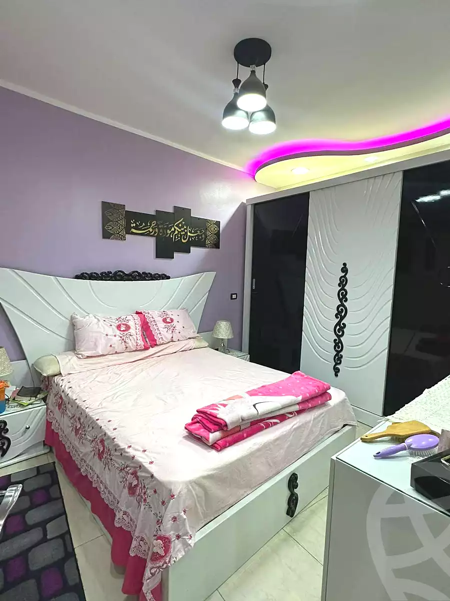 https://aqarmap.com.eg/en/listing/7237551-for-sale-cairo-el-haram-shareaa-khatem-el-morsalen
