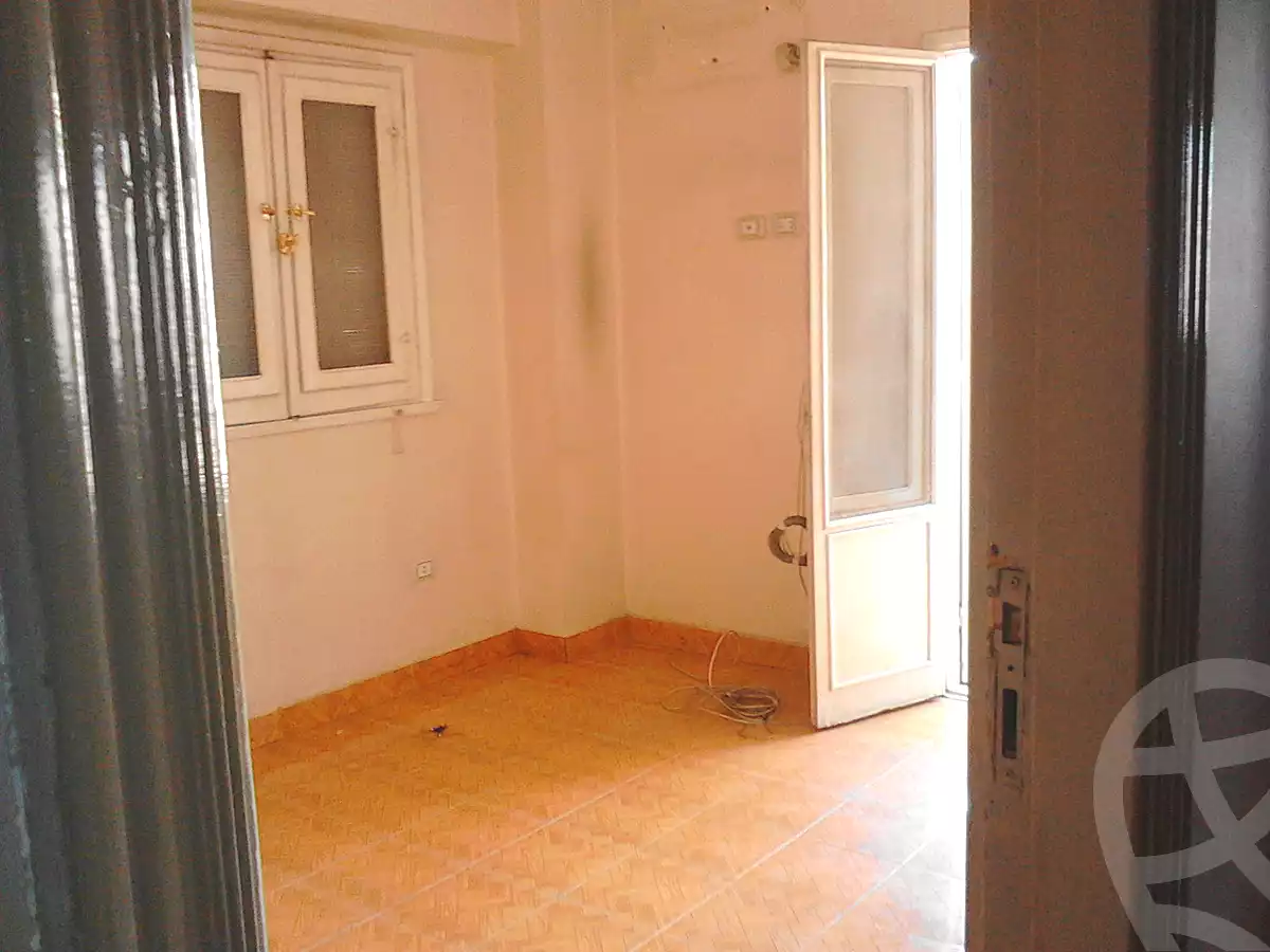 https://aqarmap.com.eg/ar/listing/6764656-for-rent-cairo-shoubra-el-sahel-shobra-st