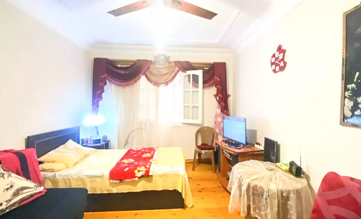 https://aqarmap.com.eg/ar/listing/7237852-for-sale-alexandria-ganaklis-shr-mrtdy-bsh