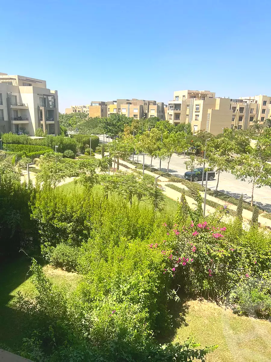 https://aqarmap.com.eg/en/listing/7237859-for-rent-cairo-6th-of-october-compounds-palm-parks