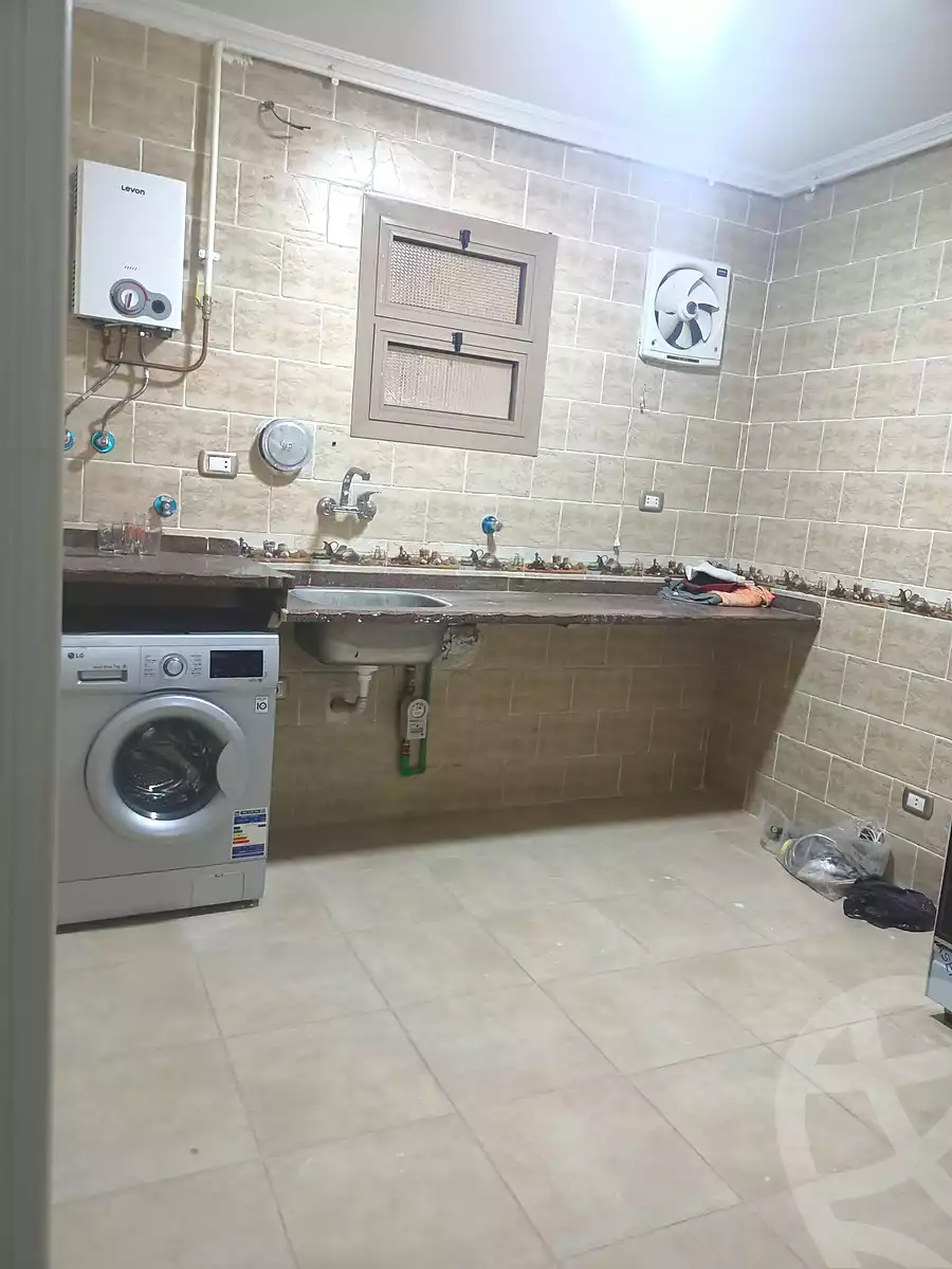 https://aqarmap.com.eg/ar/listing/7237947-for-rent-alexandria-al-agamy-el-hanouvel-kasr-al-quiri-st-1