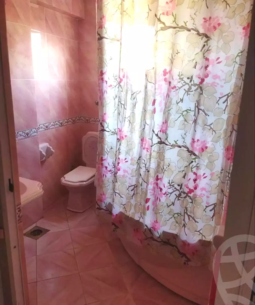 https://aqarmap.com.eg/en/listing/7238109-for-sale-alexandria-al-agamy-el-hanouvel-el-salam-st