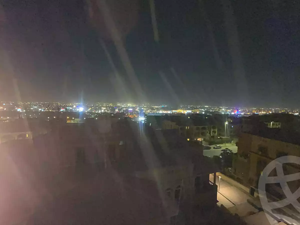 https://aqarmap.com.eg/en/listing/7238121-for-sale-cairo-el-sheikh-zayed-city-compounds-el-khamayel