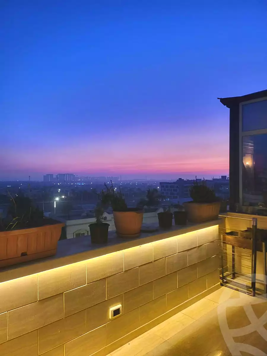 https://aqarmap.com.eg/ar/listing/7238130-for-sale-cairo-el-sheikh-zayed-city-compounds-hadayek-el-mohandiseen