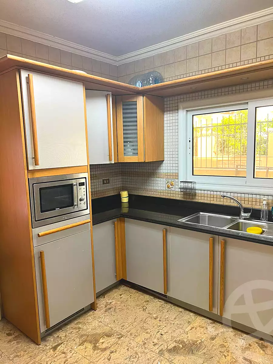 https://aqarmap.com.eg/en/listing/7238223-for-sale-cairo-el-sheikh-zayed-city-compounds-beverly-hills