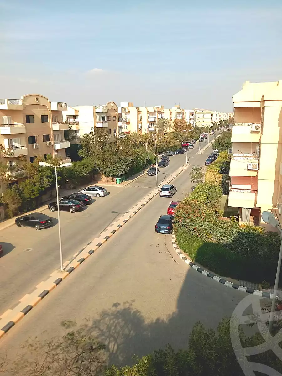 https://aqarmap.com.eg/ar/listing/7238285-for-rent-cairo-6th-of-october-el-hay-el-motamyz-first-touristic-village-el-shaheed-mohammed-abdul-latif-alshimi-st