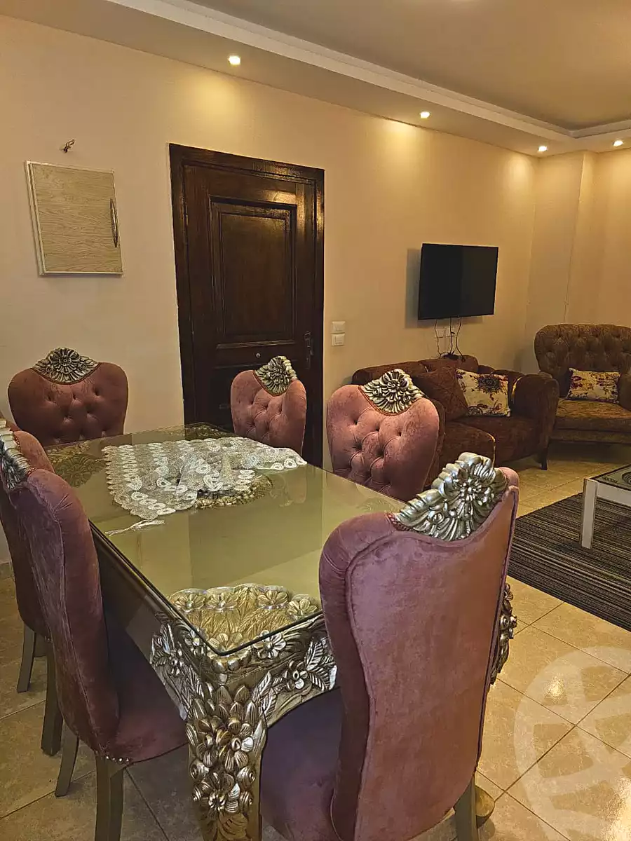 https://aqarmap.com.eg/ar/listing/7238426-for-rent-cairo-6th-of-october-mntq-fr-y-b-6-ktwbr