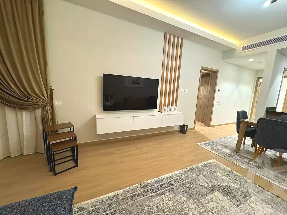 https://aqarmap.com.eg/en/listing/7238541-for-rent-cairo-el-sheikh-zayed-city-compounds-beverly-hills