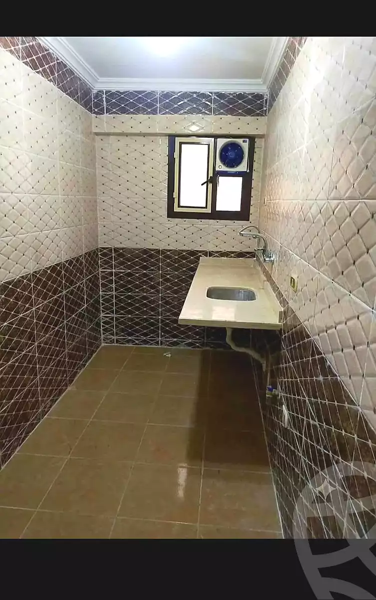 https://aqarmap.com.eg/en/listing/7238886-for-rent-alexandria-lsywf-el-seyouf-bahri-abd-el-salam-aref-st