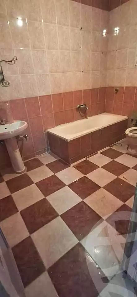 https://aqarmap.com.eg/ar/listing/7238932-for-sale-alexandria-al-agamy-lbytsh-el-hay-st