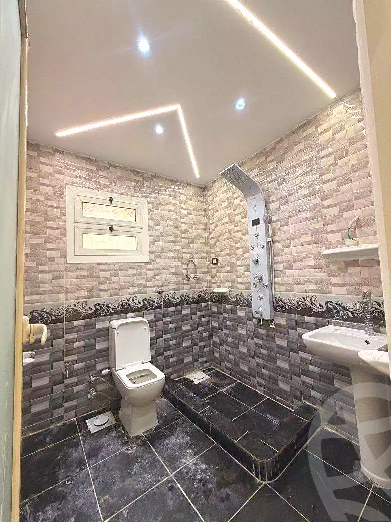 https://aqarmap.com.eg/ar/listing/7238943-for-sale-alexandria-lsywf-el-falki
