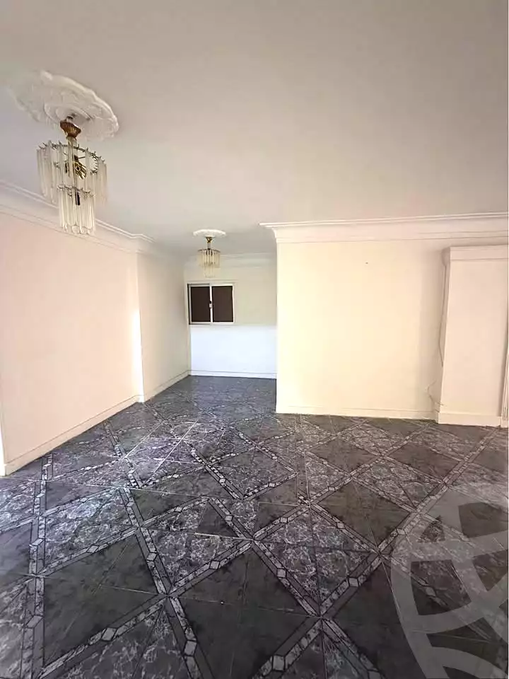 https://aqarmap.com.eg/en/listing/7239022-for-sale-alexandria-sydy-bshr-sydy-bshr-bhry-abd-el-salam-aref-st