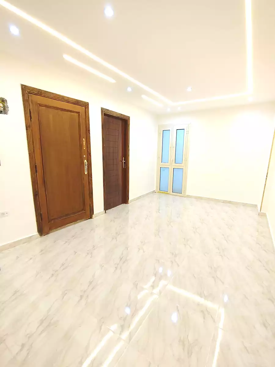 https://aqarmap.com.eg/ar/listing/7239044-for-sale-alexandria-lsywf-el-falki