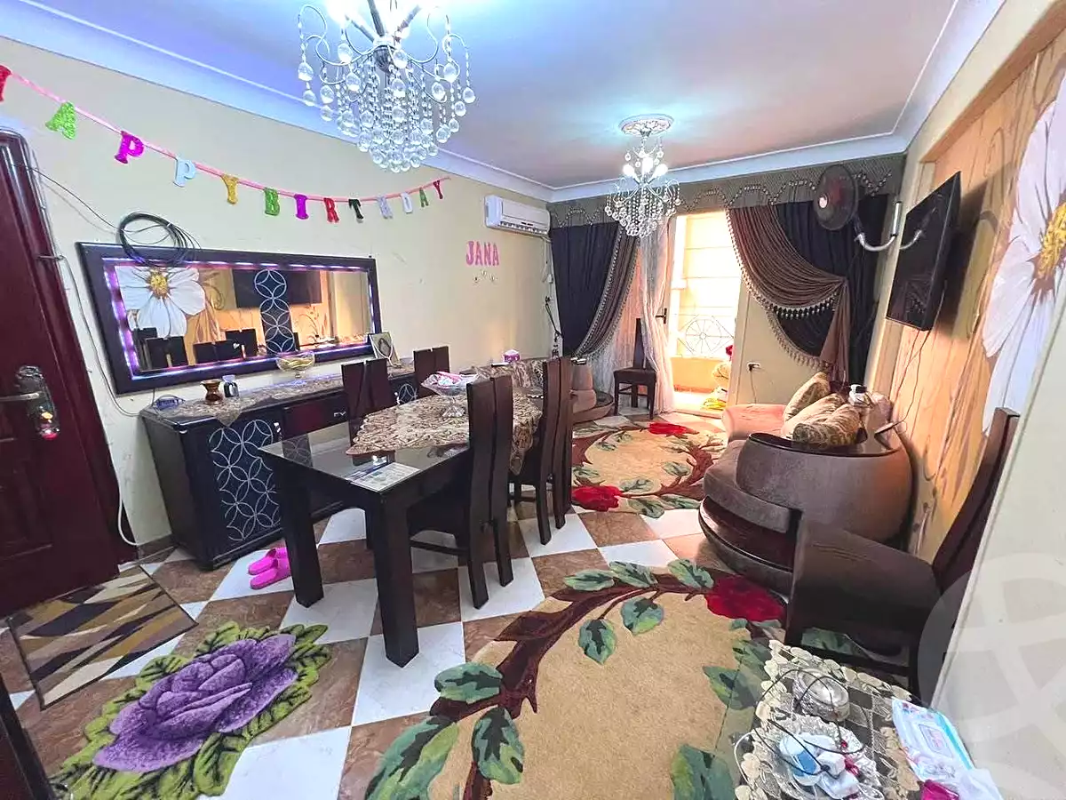 https://aqarmap.com.eg/ar/listing/7239121-for-sale-alexandria-lauran