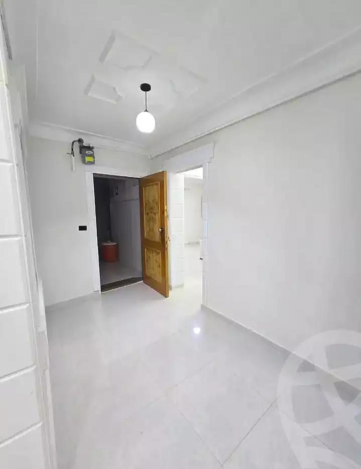 https://aqarmap.com.eg/en/listing/7239164-for-sale-alexandria-miami-farook-abd-al-wahab-st