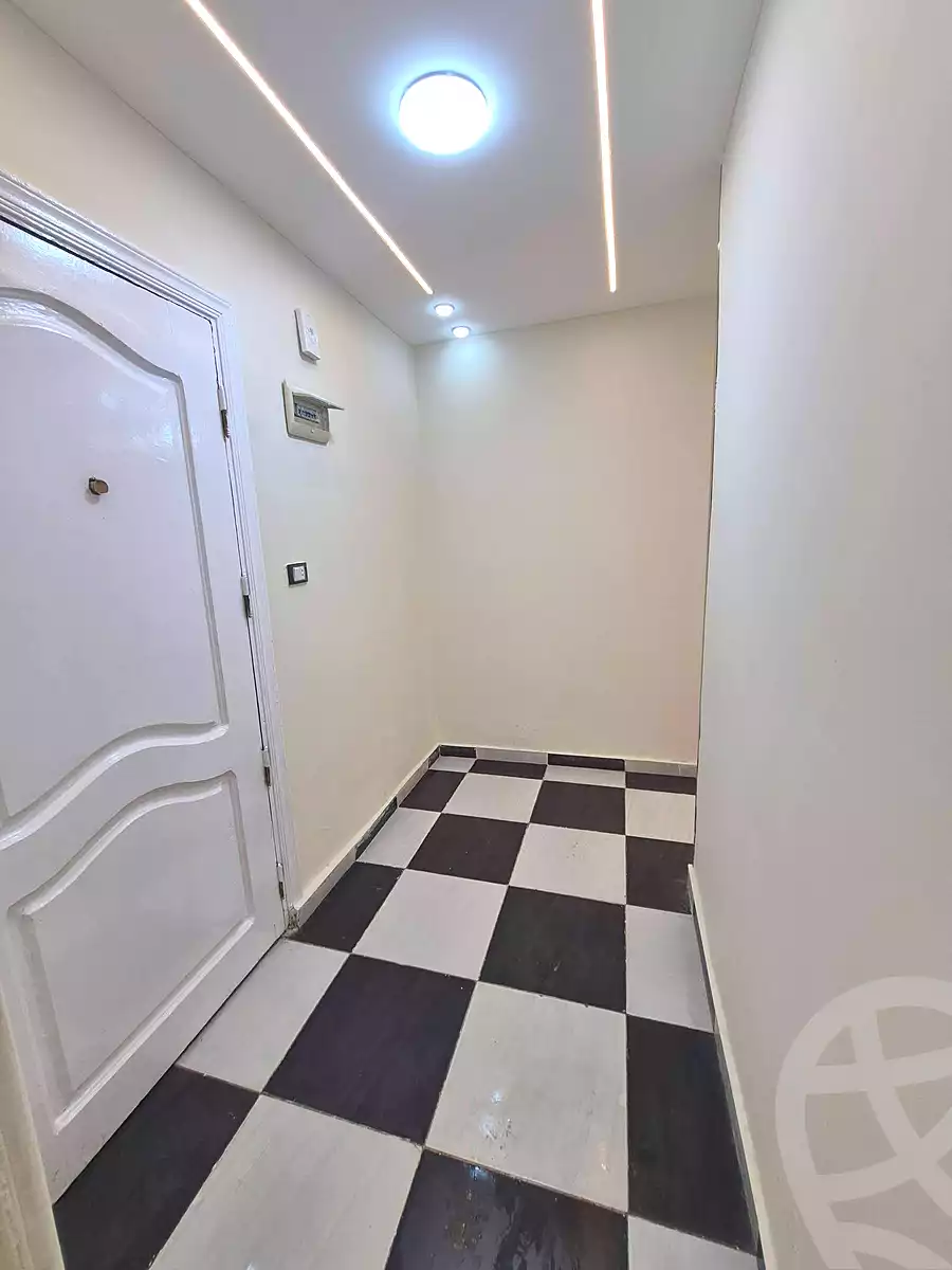 https://aqarmap.com.eg/ar/listing/7239194-for-sale-alexandria-al-agamy-bw-ywsf