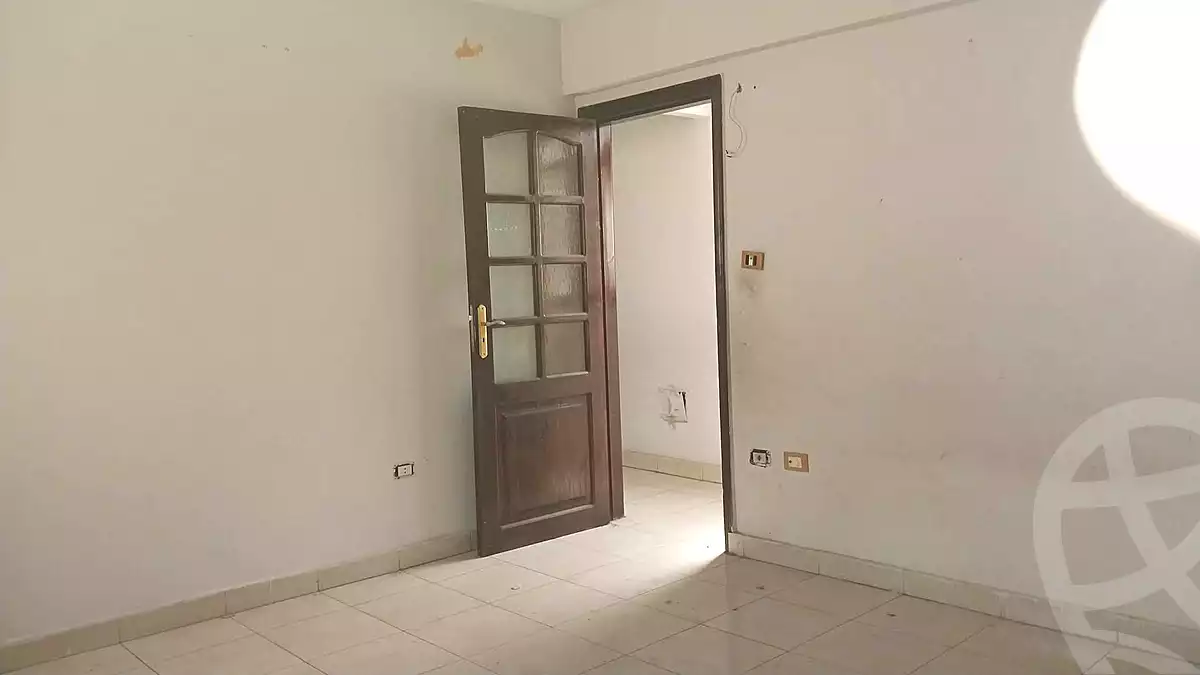 https://aqarmap.com.eg/en/listing/7239277-for-sale-cairo-helwan-helwan-el-sharkeya-el-maraghi-st
