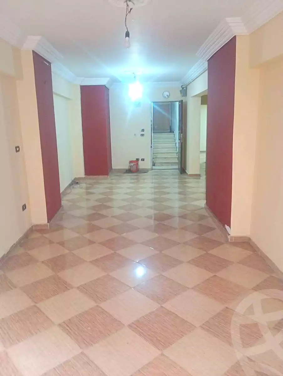 https://aqarmap.com.eg/ar/listing/7239286-for-rent-alexandria-miami