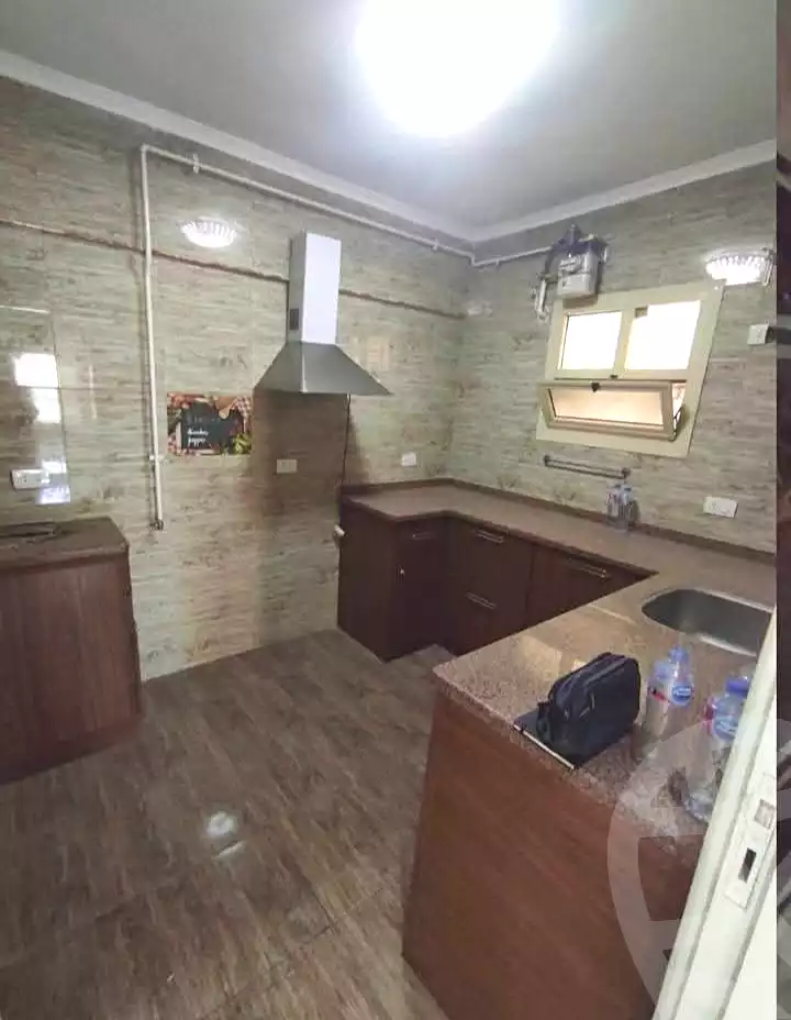 https://aqarmap.com.eg/ar/listing/7239353-for-rent-alexandria-moharram-bey