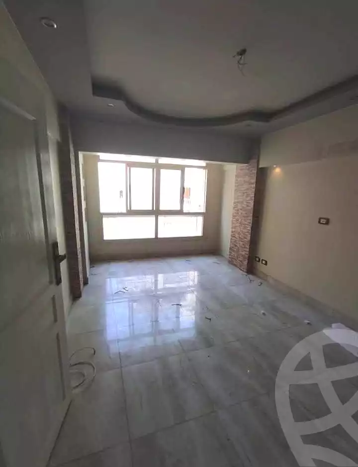 https://aqarmap.com.eg/ar/listing/7239353-for-rent-alexandria-moharram-bey