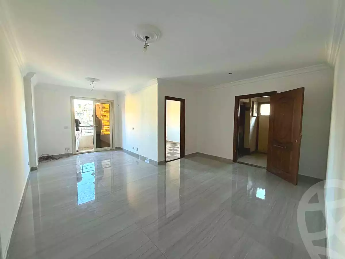 https://aqarmap.com.eg/ar/listing/7239719-for-sale-alexandria-new-miami