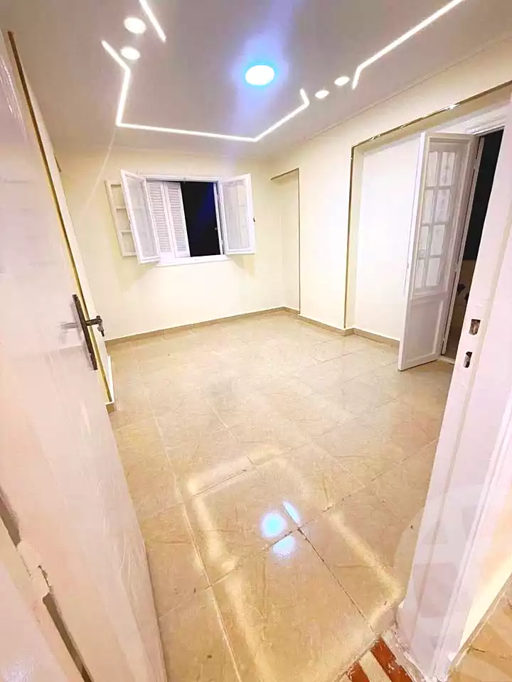 https://aqarmap.com.eg/ar/listing/7229838-for-sale-alexandria-sydy-bshr-sydy-bshr-bhry-gamal-abd-el-nasir-st