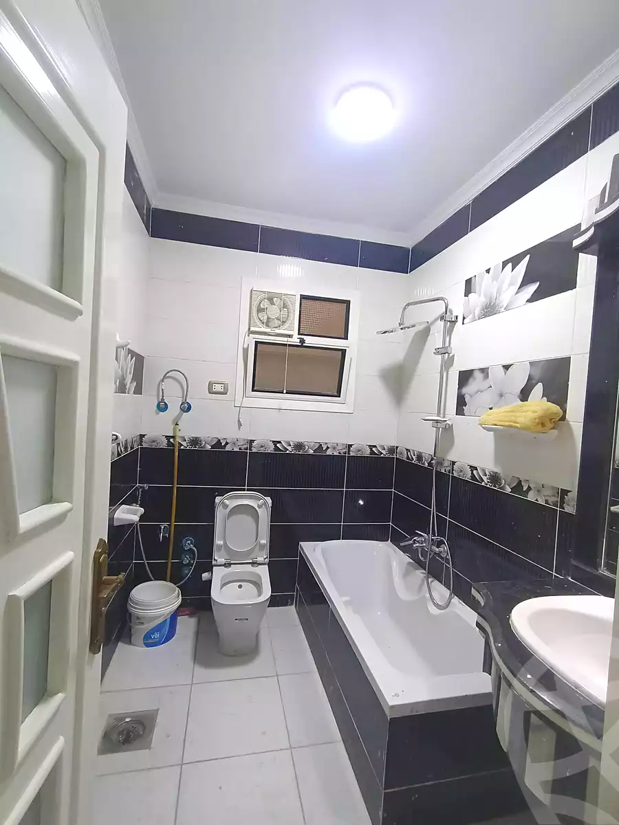 https://aqarmap.com.eg/en/listing/7229272-for-rent-alexandria-al-agamy-el-hanouvel