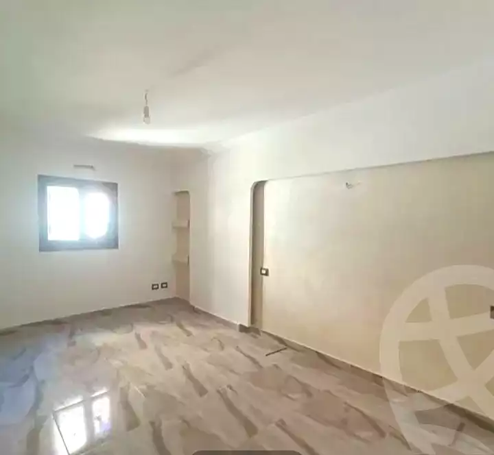 https://aqarmap.com.eg/en/listing/7240377-for-sale-alexandria-al-agamy-lbytsh-princess-st