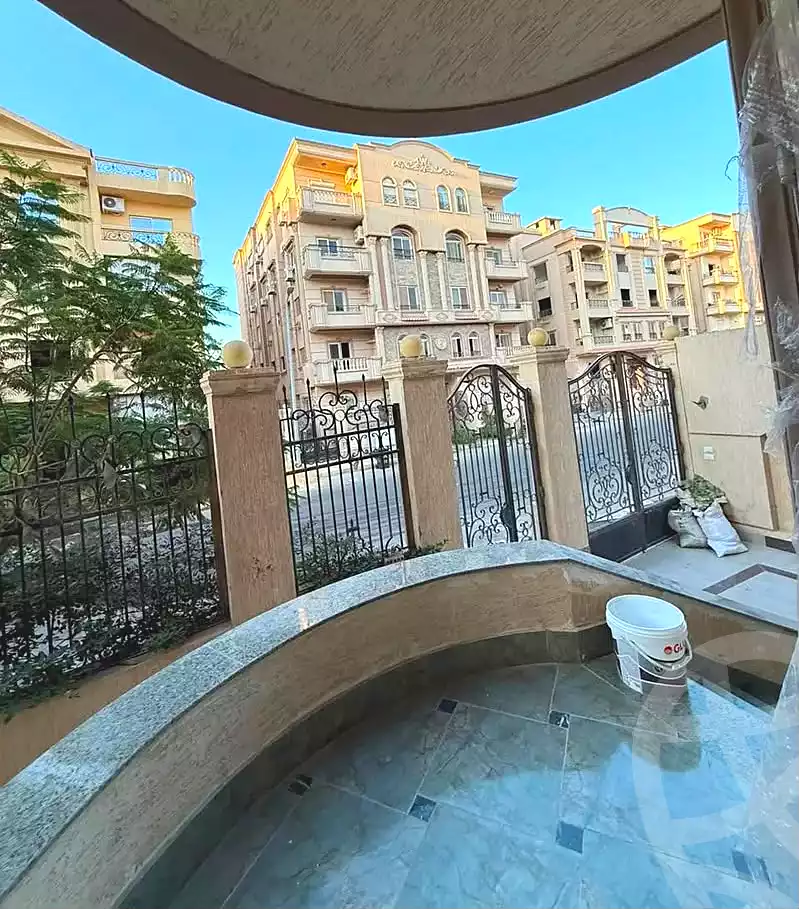 https://aqarmap.com.eg/en/listing/7240430-for-sale-cairo-el-sheikh-zayed-city-compounds-zayed-heights-compound
