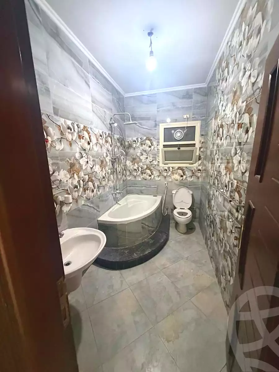 https://aqarmap.com.eg/ar/listing/7240546-for-rent-cairo-new-cairo-el-lotus-lotus-south