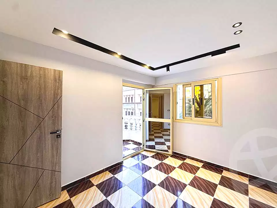 https://aqarmap.com.eg/en/listing/7241775-for-sale-alexandria-sydy-bshr-sydy-bshr-bhry-shr-khld-bn-lwlyd