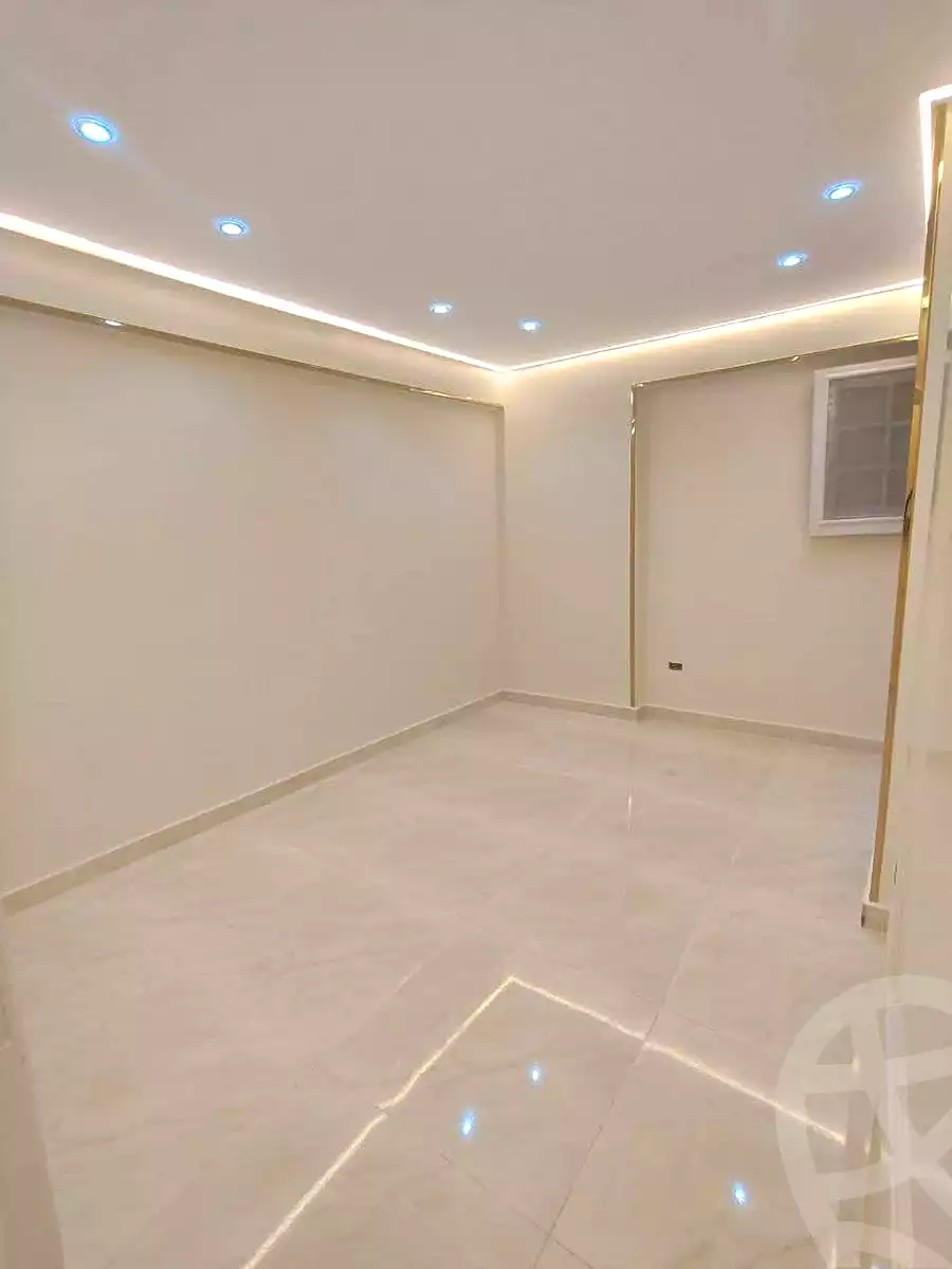 https://aqarmap.com.eg/en/listing/7241811-for-sale-alexandria-sydy-bshr-sydy-bshr-qbly-street-17