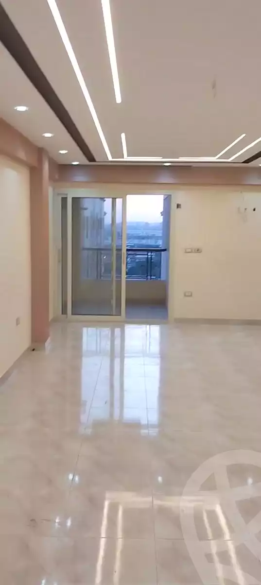 https://aqarmap.com.eg/ar/listing/7241817-for-sale-cairo-hadayek-el-koba-teraat-al-gabal-st