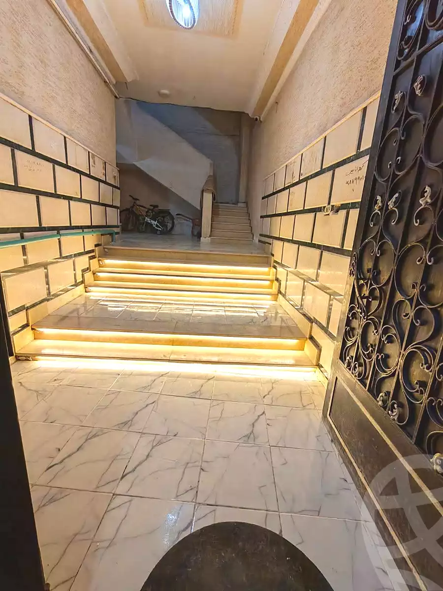 https://aqarmap.com.eg/en/listing/7241900-for-sale-alexandria-al-agamy-el-hanouvel-el-salam-st