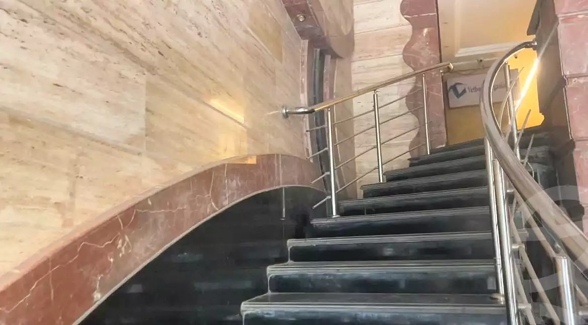 https://aqarmap.com.eg/ar/listing/7241905-for-rent-cairo-downtown-el-qasr-el-ayni