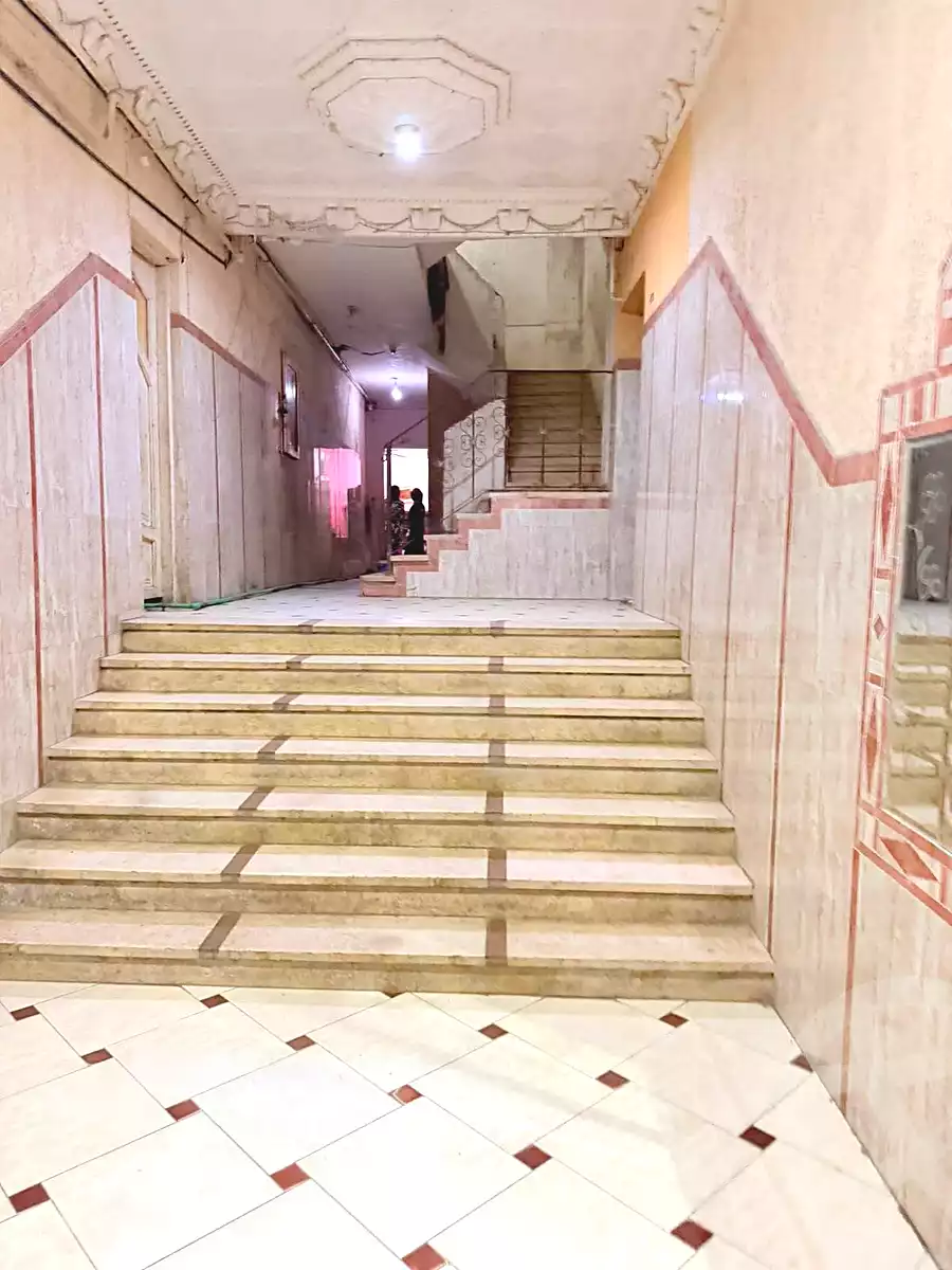 https://aqarmap.com.eg/ar/listing/7242163-for-sale-alexandria-al-agamy-bw-ywsf