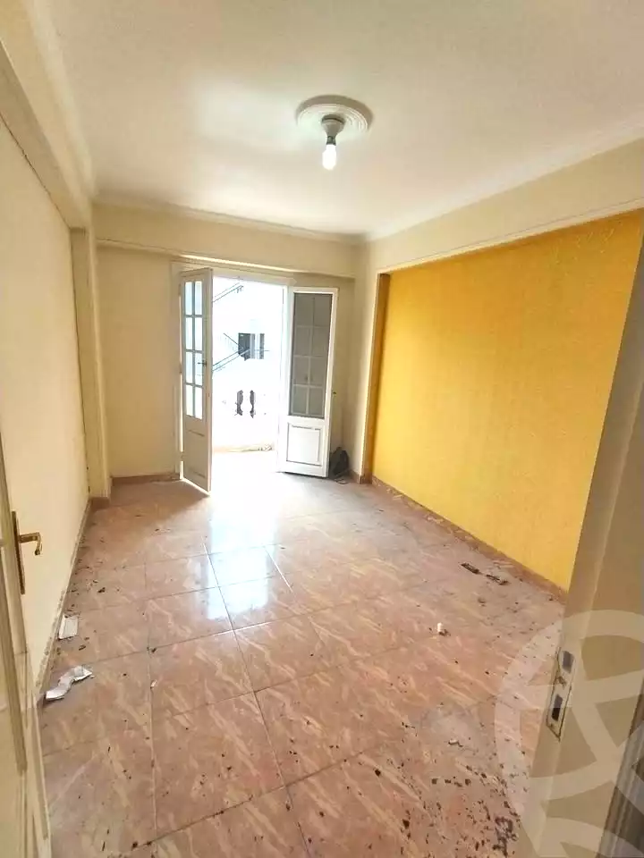 https://aqarmap.com.eg/ar/listing/7242303-for-sale-alexandria-al-agamy-bw-ywsf