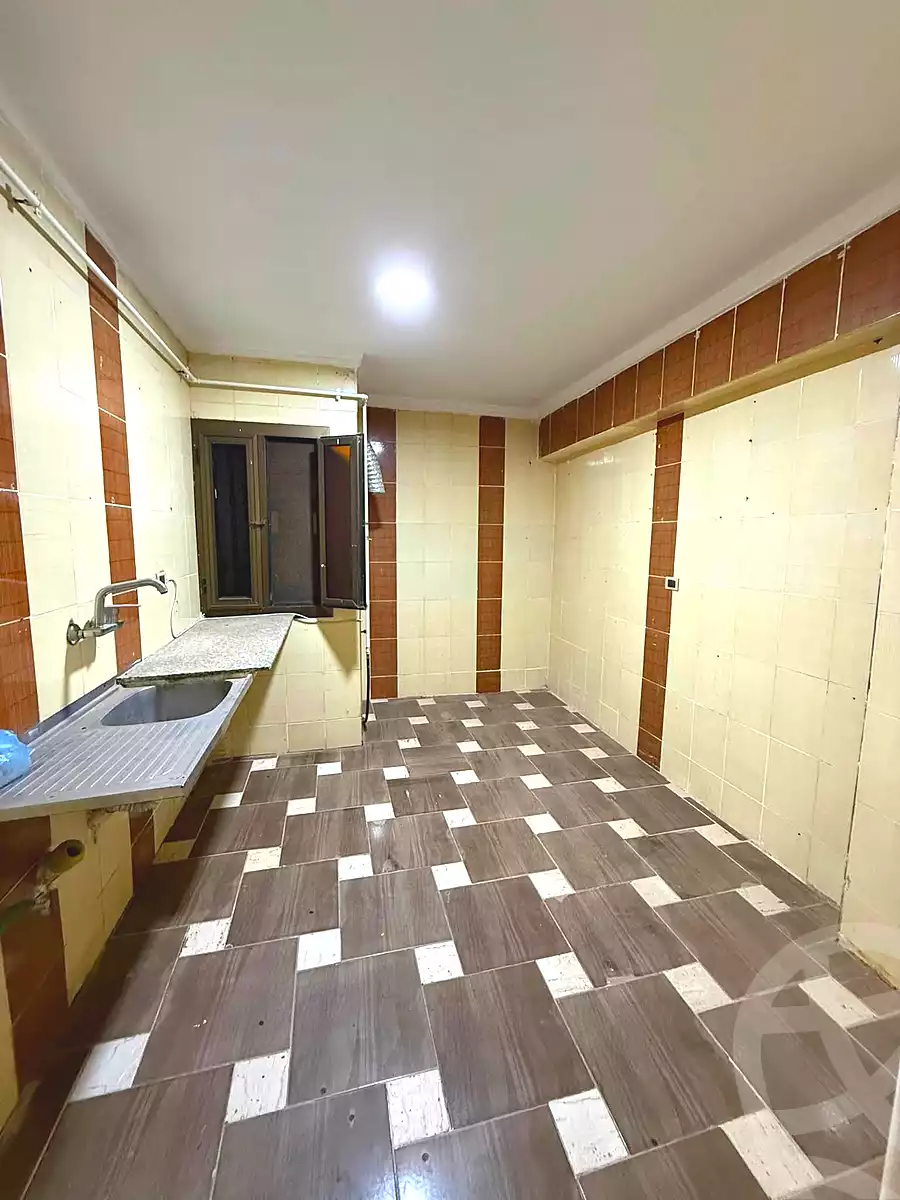 https://aqarmap.com.eg/ar/listing/7242355-for-sale-alexandria-el-mandara-alex-el-mandara-bahri-sidi-kamal-st
