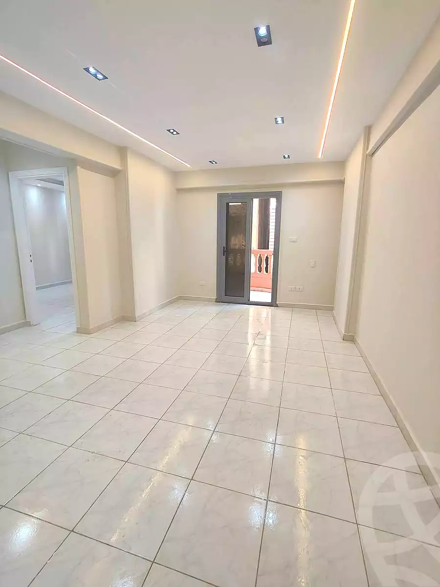 https://aqarmap.com.eg/en/listing/7242977-for-sale-alexandria-miami-farook-abd-al-wahab-st