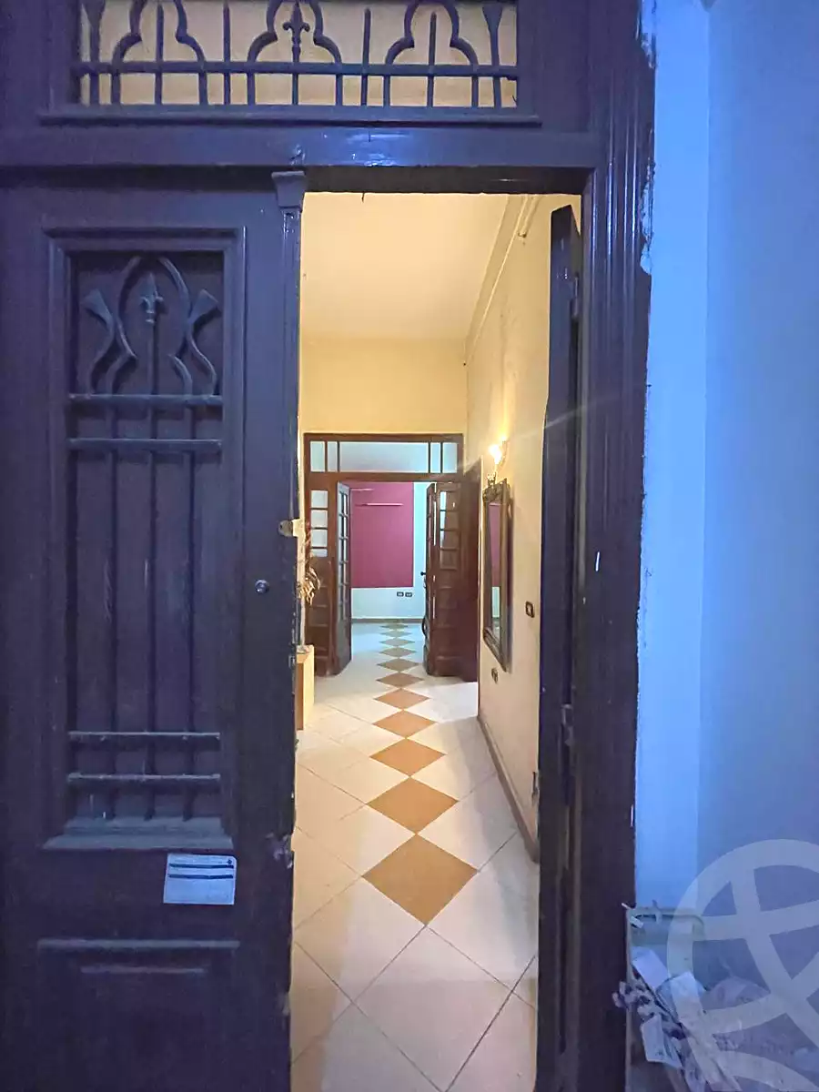 https://aqarmap.com.eg/en/listing/7243043-for-sale-cairo-downtown-bab-el-loaa-hoda-shaarawy-st