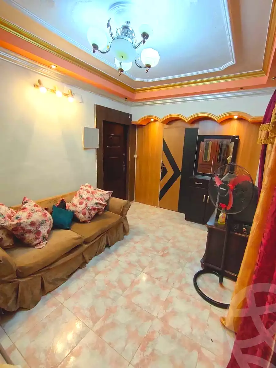 https://aqarmap.com.eg/ar/listing/7243108-for-rent-cairo-helwan-el-shareaa-el-sharby-st