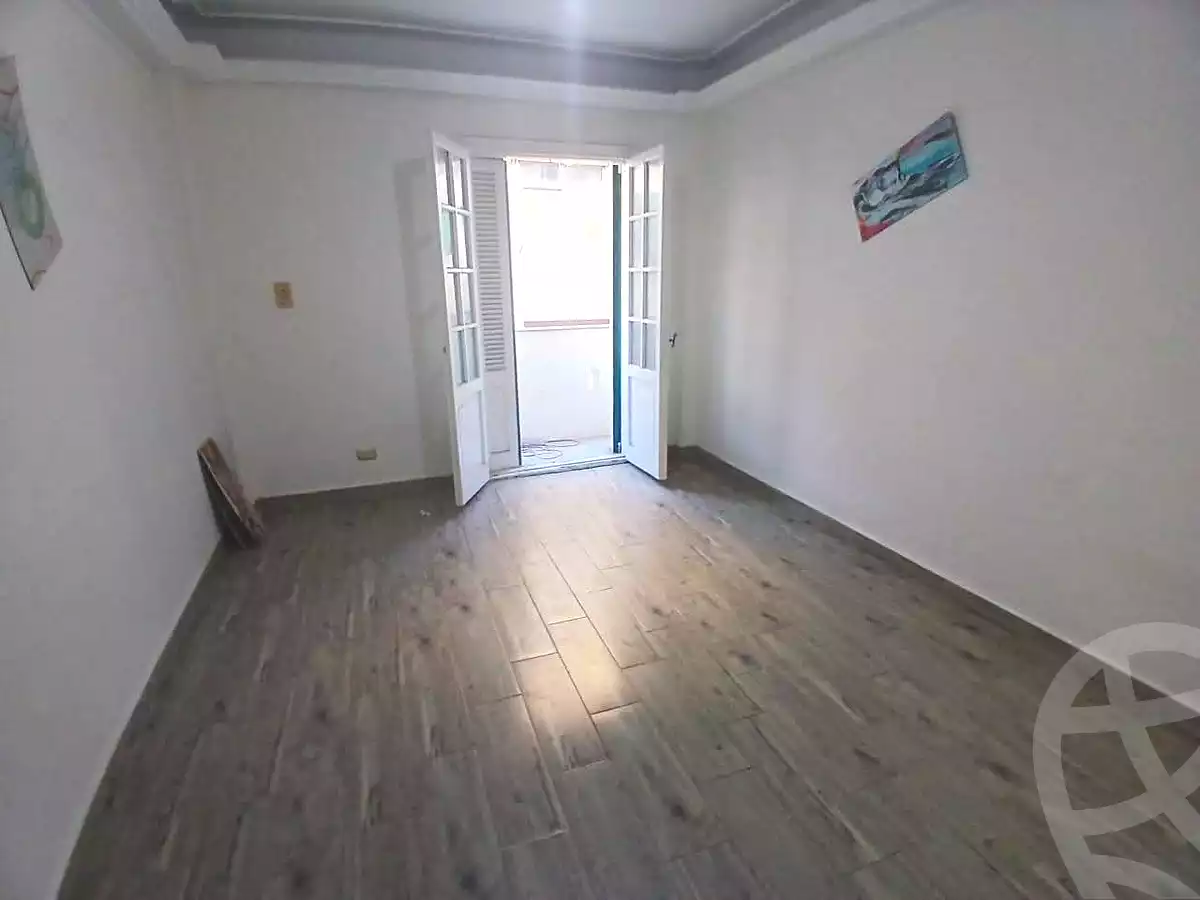 https://aqarmap.com.eg/en/listing/7243554-for-rent-alexandria-kafr-abdo-mohamed-safwat-st