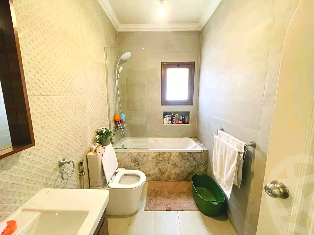 https://aqarmap.com.eg/ar/listing/7243718-for-sale-cairo-new-cairo-madinaty-lmntq-lwl-fylt-group-2