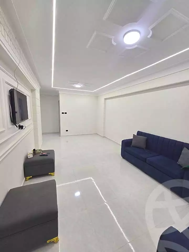 https://aqarmap.com.eg/ar/listing/7242794-for-sale-alexandria-miami-farook-abd-al-wahab-st