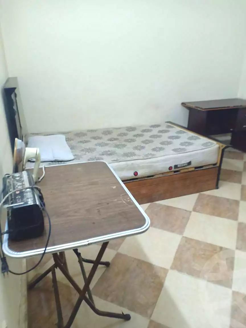 https://aqarmap.com.eg/ar/listing/7244039-for-rent-cairo-6th-of-october-el-ahyaa-neighborhood-2nd-divided-from-al-kafrawei-st