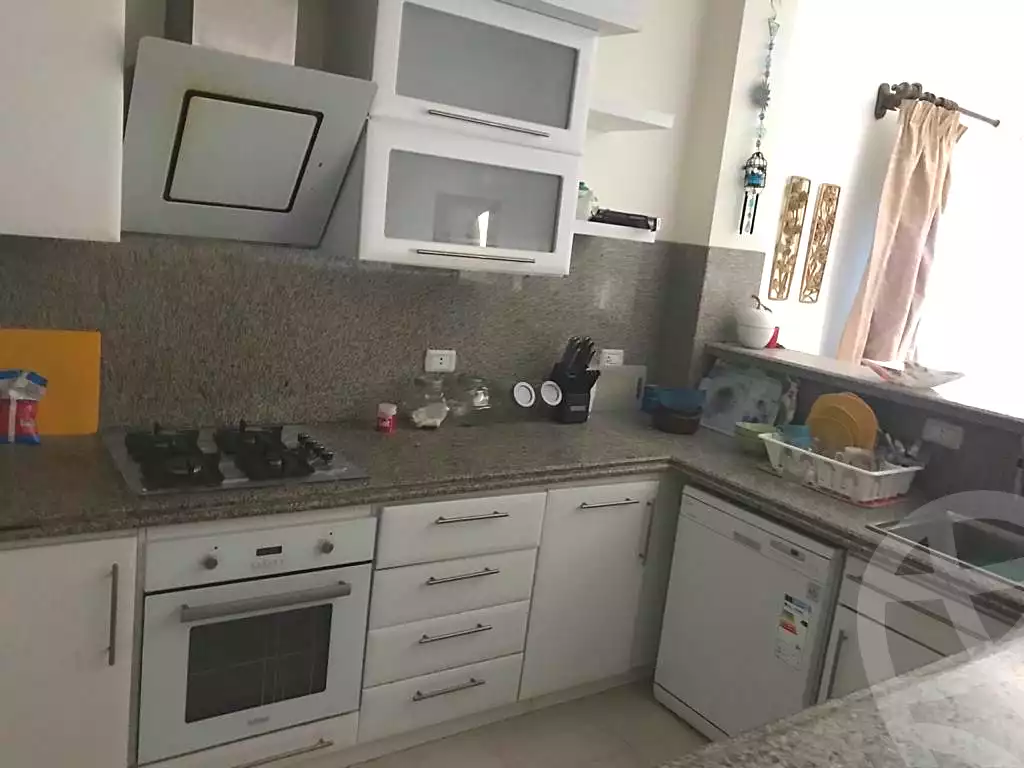 شقة بـ٣ غرف نوم في بيفرلي هيلز، صورة ٧ من ١٦