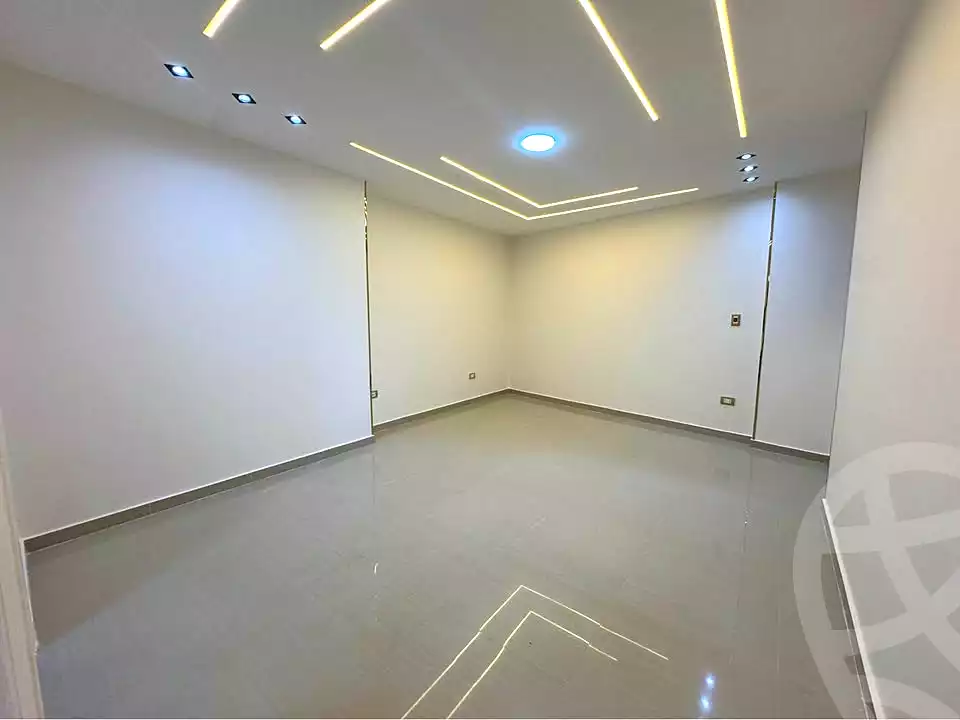 https://aqarmap.com.eg/ar/listing/7244365-for-sale-alexandria-sydy-bshr-sydy-bshr-bhry-shr-mhmwd-l-yswy